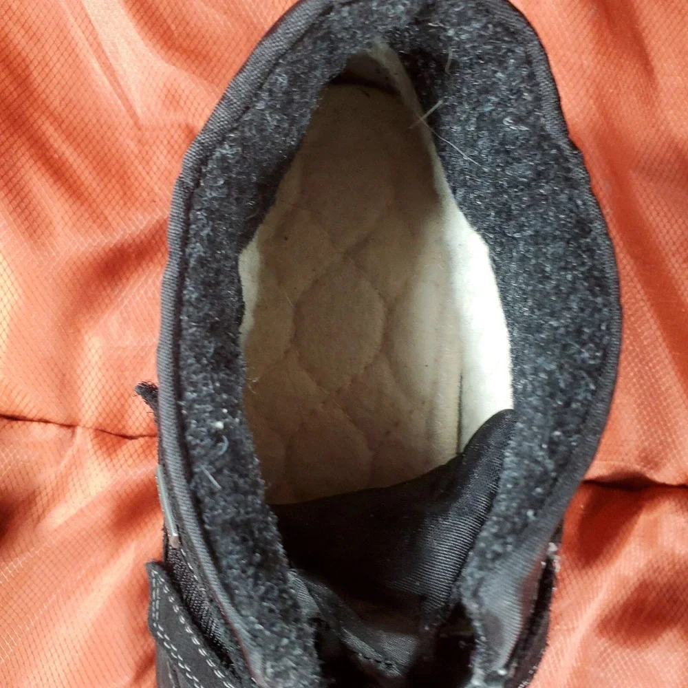 ARA Marion Women's Size 7.5 GORE-TEX® Hook & Loop Strap Boot MSRP: $179.95 - Picture 8 of 11